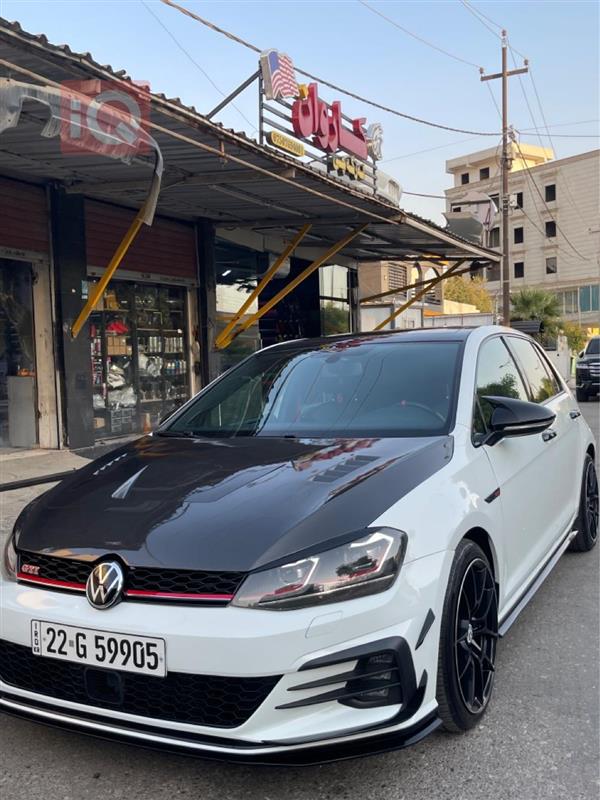 Volkswagen Golf 2017 for sale in Iraq - Erbil